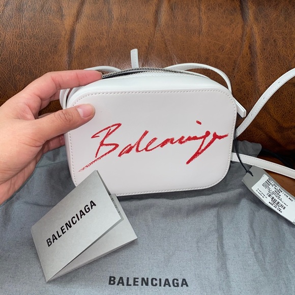 balenciaga purse - Picture 2 of 6